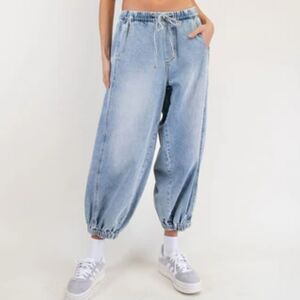 The Greii Snow Washed Jogger Jeans Size Medium